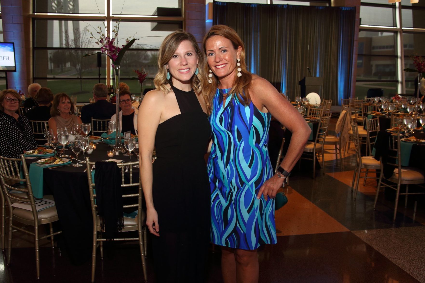 Audrey Dombrowski, Kim Hanon
